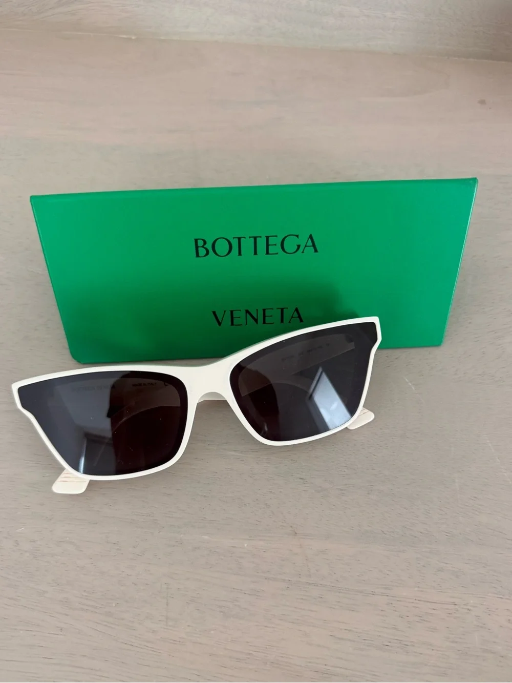 Bottega Veneta Cat Eye Sunglasses